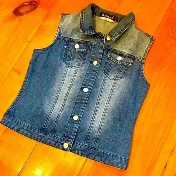 Allegra K Denim Vest - Size Small - NWOT! - Picture 3 of 8